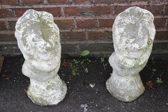 Pair of stone lions(-)